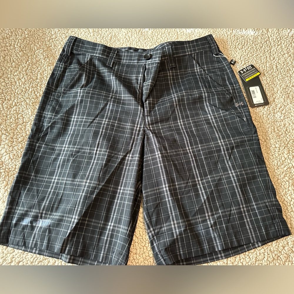 Under Armour Heatgear Athletic Dress/Golf Shorts, Black Plaid, Sz 34
